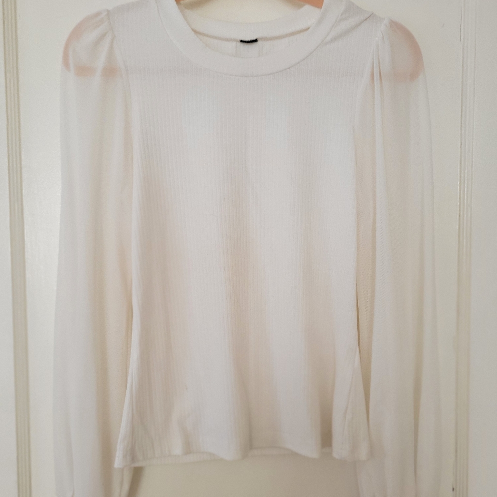 Retro (90's) Sheer Sleeved White Top